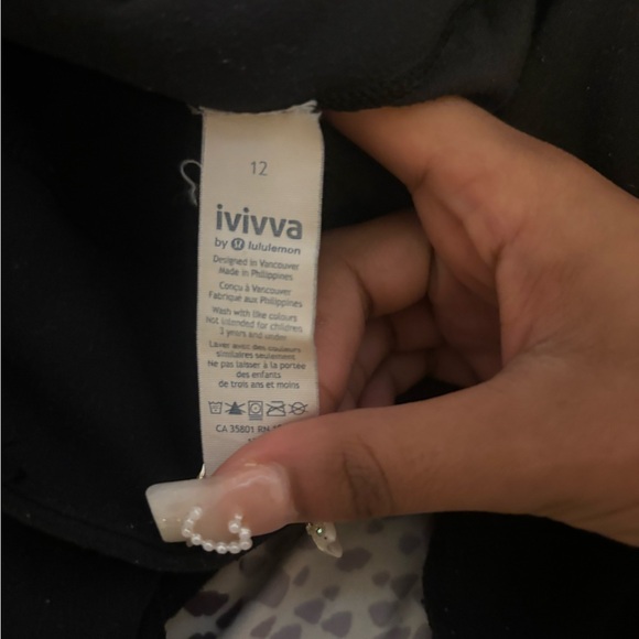 Ivivva leggings - Picture 2 of 3